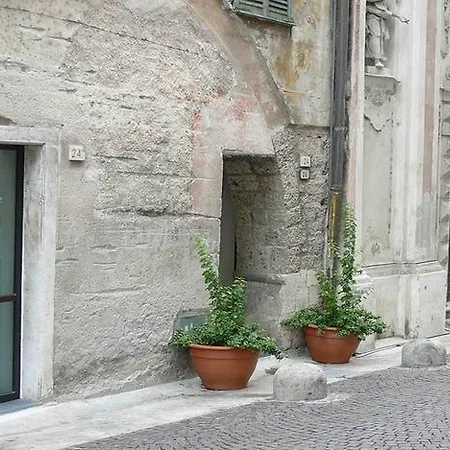 La Terrazza Dei Pelargoni Bed & Breakfast 3*