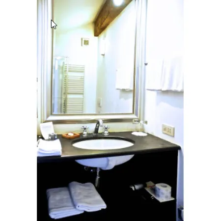 La Terrazza Dei Pelargoni ベッド・アンド・ブレックファスト 3*