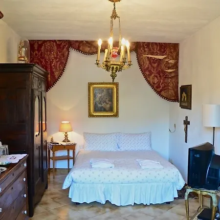 Bed & Breakfast La Terrazza Dei Pelargoni 3*