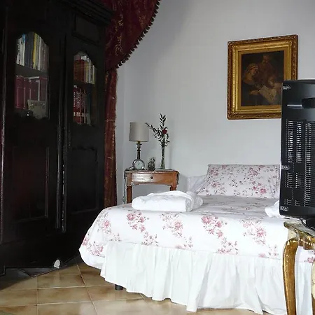 Alojamento de Acomodação e Pequeno-almoço La Terrazza Dei Pelargoni 3*