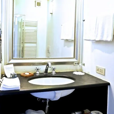 住宿加早餐酒店 拉特拉莎迪佩蓝戈尼b&b酒店 文蒂米利亚